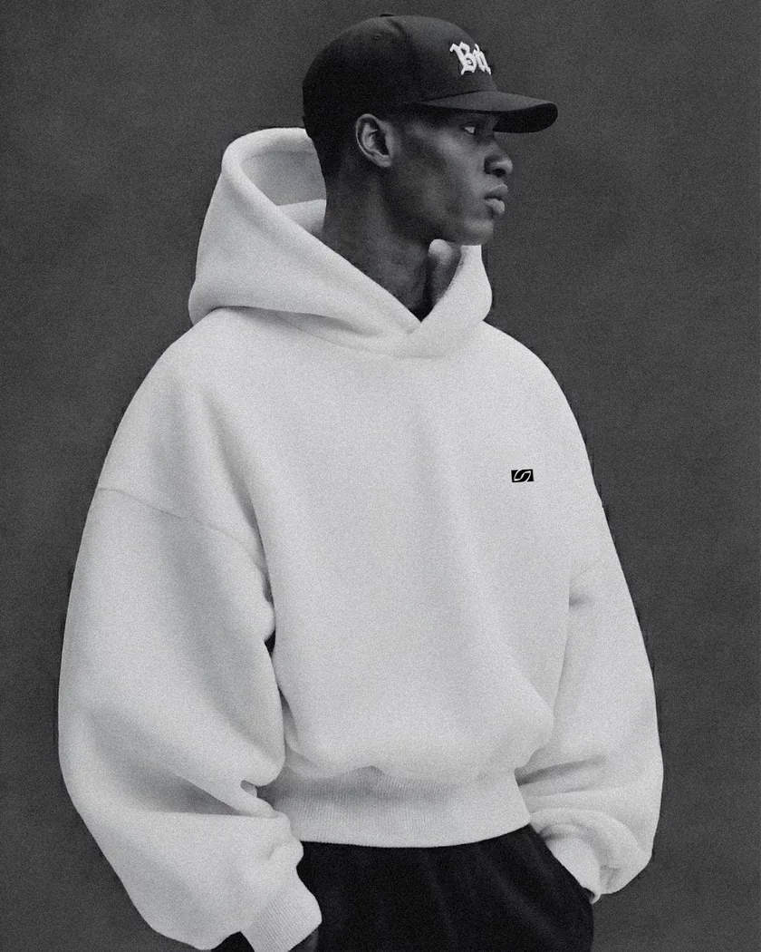 Hoodie VIVA LEGACY en gris claro con isotipo al pecho